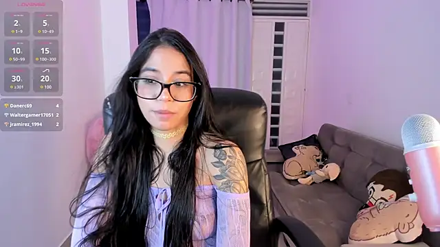 i babbyyyy online show from December 2024 07:58:02 AM