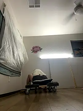 Snapshot of SexyB214 chatting on October 2025 09:52:01 AM SexyB214 online show from October 2025 09:52:01 AM