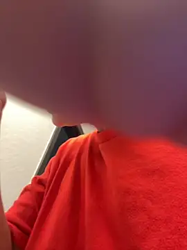 Snapshot of SexyB214 chatting on October 2025 07:41:01 PM SexyB214 online show from October 2025 07:41:01 PM