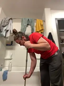 Snapshot of SexyB214 chatting on November 2025 08:36:02 AM SexyB214 online show from November 2025 08:36:02 AM