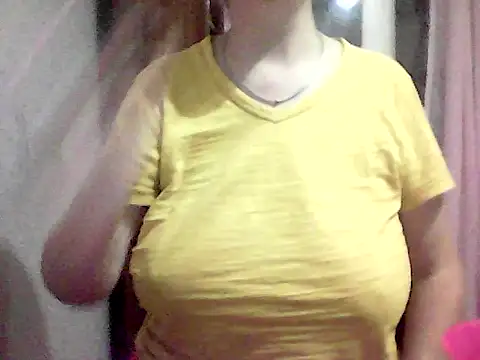 AnaXBerry online show from September 2025 06:02:02 PM