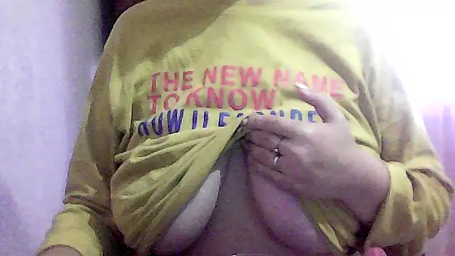 AnaXBerry online show from October 2025 06:47:01 AM