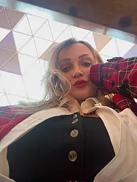 LadyTatiana Madam online show from December 2024 02:57:01 PM