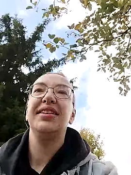 Snapshot of Isabella_Geney chatting on October 2025 12:36:02 PM Isabella Geney online show from October 2025 12:36:02 PM