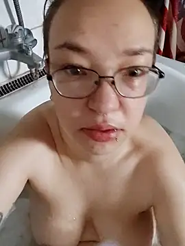 Snapshot of Isabella_Geney chatting on November 2025 12:37:02 PM Isabella Geney online show from November 2025 12:37:02 PM