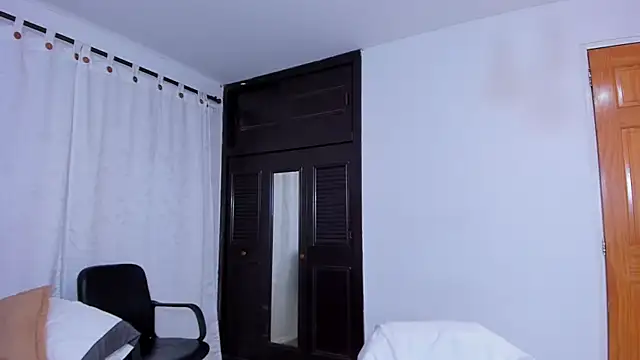 AURORA FRANKLIN online show from December 2024 06:55:01 PM