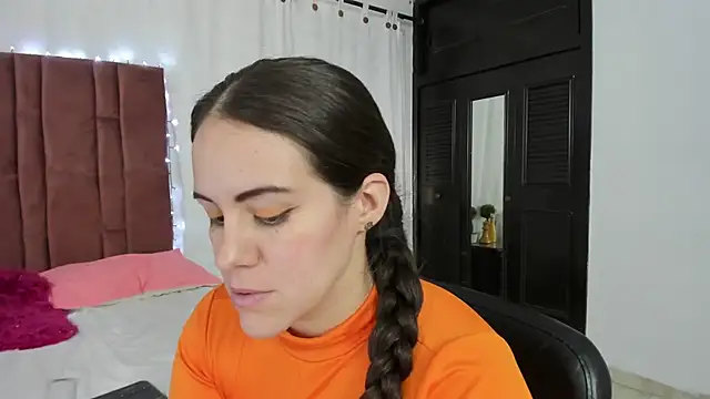 AURORA FRANKLIN online show from March 2025 04:46:02 PM