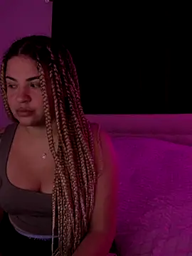 Snapshot of MelSaunders chatting on October 2025 03:31:02 AM MelSaunders online show from October 2025 03:31:02 AM