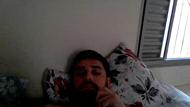 Snapshot of Dat1994 chatting on November 2025 05:39:02 PM Dat1994 online show from November 2025 05:39:02 PM