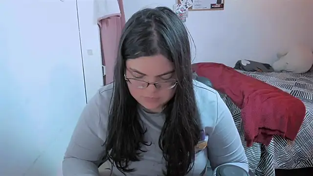 Snapshot of Aria_Fullbuster chatting on October 2025 09:47:02 PM Aria Fullbuster online show from October 2025 09:47:02 PM