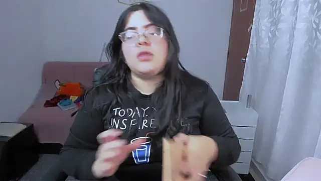 Snapshot of Aria_Fullbuster chatting on November 2025 09:36:02 PM Aria Fullbuster online show from November 2025 09:36:02 PM