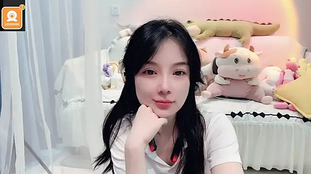 AKiKi711 online show from September 2025 04:23:01 AM