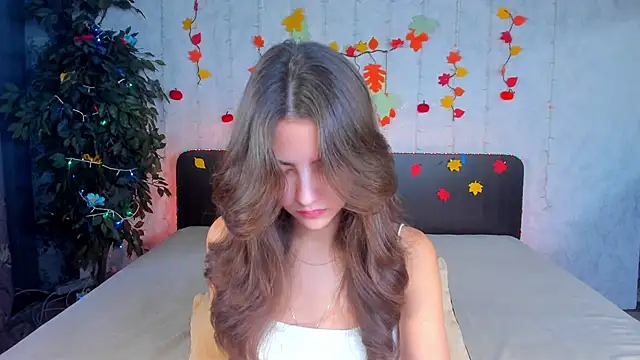 Snapshot of Milana_Crystal_ chatting on November 2025 08:13:02 AM Milana Crystal online show from November 2025 08:13:02 AM