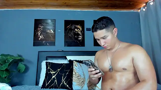 francesco evan online show from September 2025 08:14:01 PM