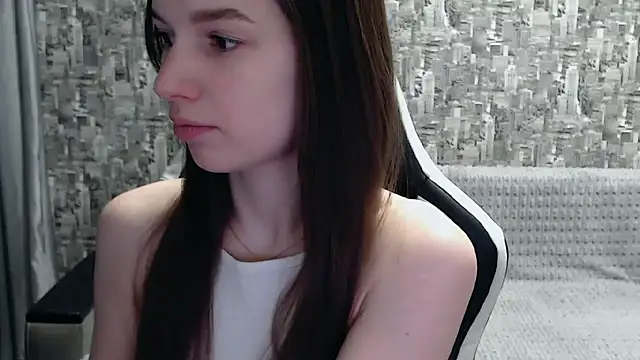 MissMiaCutie online show from March 2025 12:56:02 PM