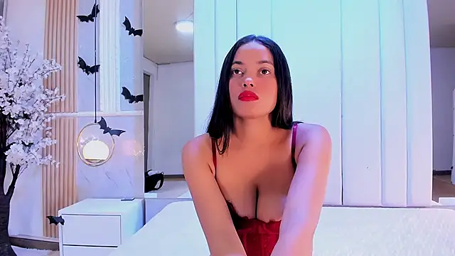 Snapshot of LiaObrien chatting on October 2025 03:18:01 PM LiaObrien online show from October 2025 03:18:01 PM