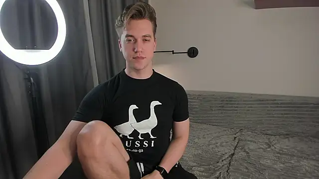 AustinButler online show from December 2024 07:58:02 PM