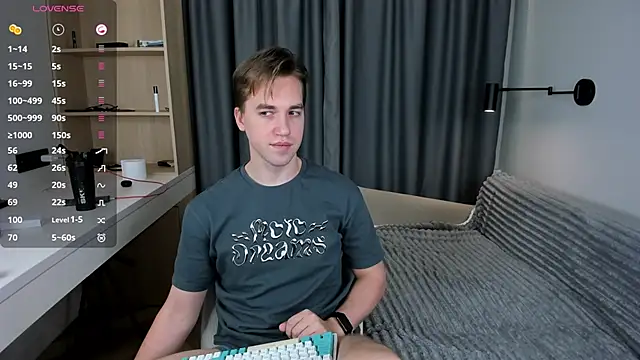 AustinButler online show from November 2025 09:37:01 PM