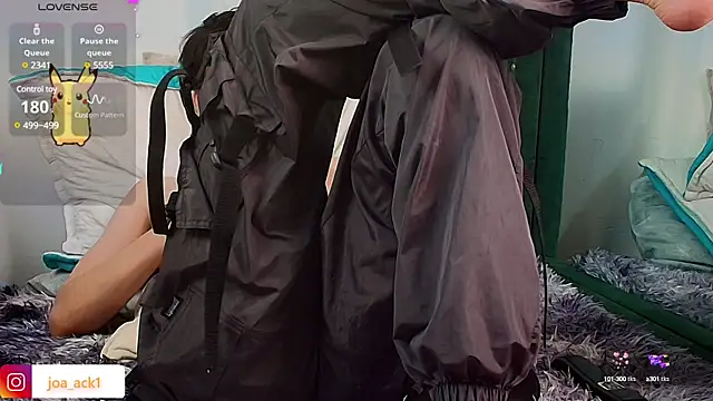 Snapshot of Levii_Ackermann chatting on February 2025 10:15:02 PM Levii Ackermann online show from February 2025 10:15:02 PM