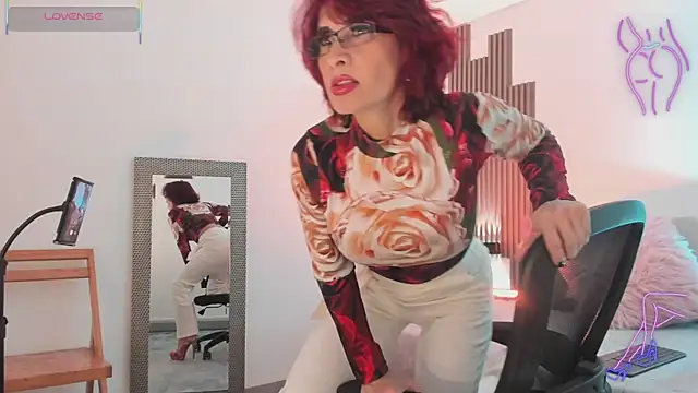 fransheska rossi online show from October 2025 12:04:02 PM