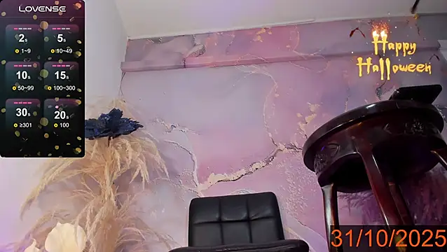 VALERIAQUEENTS online show from October 2025 01:45:02 PM