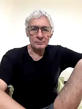 BIGUNCUTHARDCOCK online show from March 2025 08:00:01 AM