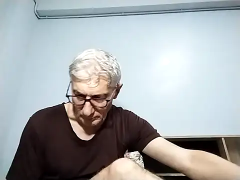 BIGUNCUTHARDCOCK online show from September 2025 04:58:02 AM