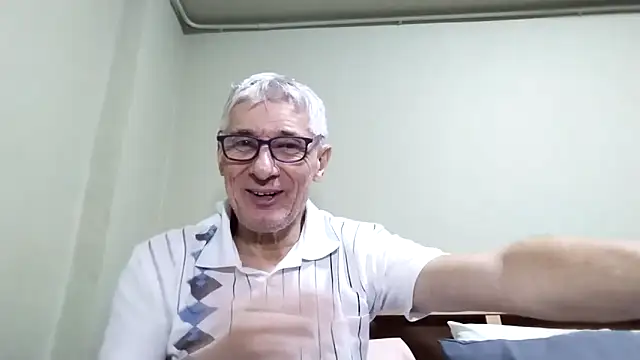 BIGUNCUTHARDCOCK online show from October 2025 02:18:02 PM