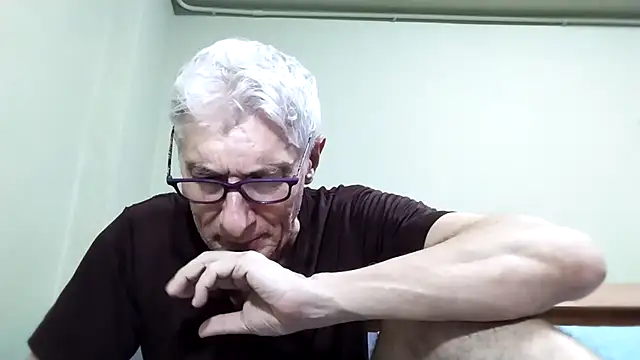 BIGUNCUTHARDCOCK online show from November 2025 04:57:01 AM