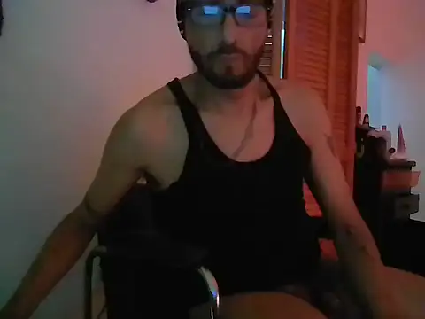 Snapshot of VanillaGapp chatting on December 2025 10:41:02 AM VanillaGapp online show from December 2025 10:41:02 AM