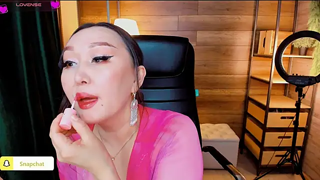 Julianna Jami online show from January 2025 02:55:02 PM