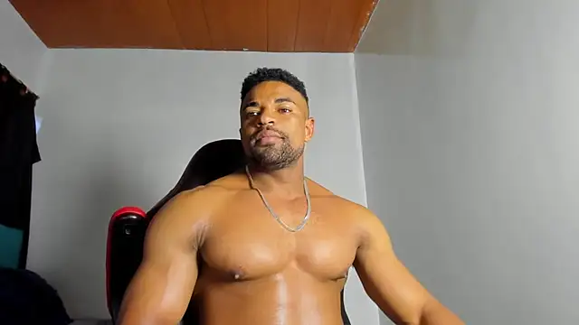 Snapshot of estebanlobo- chatting on September 2025 12:04:01 AM estebanlobo- online show from September 2025 12:04:01 AM