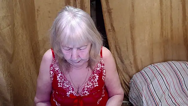 Snapshot of _Estelitta_5 chatting on February 2025 07:12:02 AM Estelitta 5 online show from February 2025 07:12:02 AM