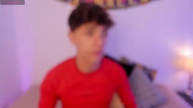 Tomy Rox online show from October 2025 08:39:01 PM