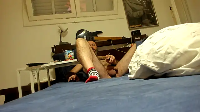 Snapshot of CTPuIITu3 chatting on December 2024 10:10:02 PM CTPuIITu3 online show from December 2024 10:10:02 PM