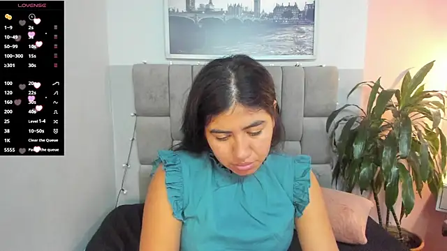 hottie mine  online show from January 2025 08:32:01 PM