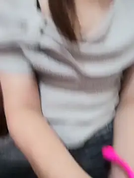 Snapshot of -Almira- chatting on October 2025 02:45:02 AM -Almira- online show from October 2025 02:45:02 AM