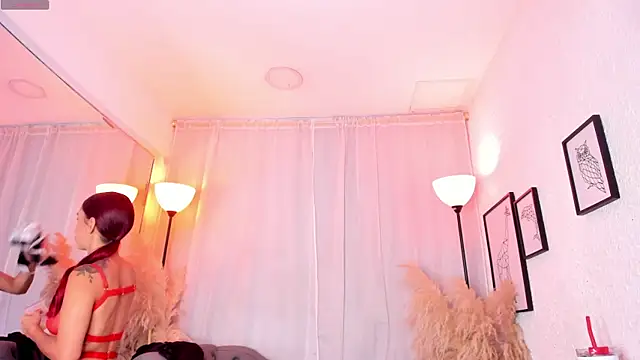 scarlett johs online show from October 2025 12:15:02 PM