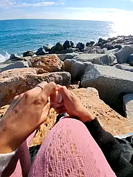 Snapshot of SexyErola27 chatting on December 2024 12:49:02 PM SexyErola27 online show from December 2024 12:49:02 PM