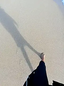 Snapshot of SexyErola27 chatting on December 2024 02:16:02 PM SexyErola27 online show from December 2024 02:16:02 PM