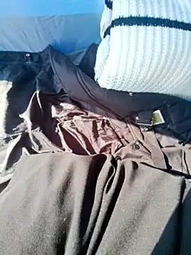 Snapshot of SexyErola27 chatting on January 2025 10:43:01 AM SexyErola27 online show from January 2025 10:43:01 AM