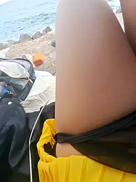 Snapshot of SexyErola27 chatting on January 2025 02:47:01 PM SexyErola27 online show from January 2025 02:47:01 PM