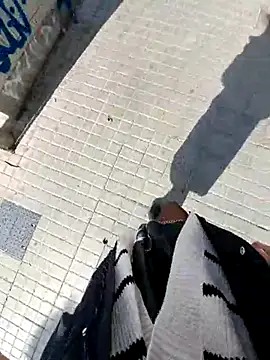 Snapshot of SexyErola27 chatting on February 2025 10:15:02 AM SexyErola27 online show from February 2025 10:15:02 AM