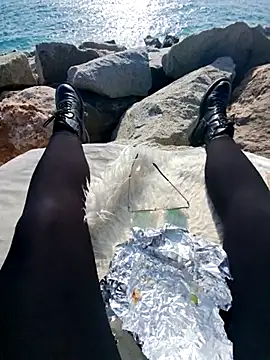 Snapshot of SexyErola27 chatting on February 2025 09:36:02 AM SexyErola27 online show from February 2025 09:36:02 AM