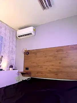 DeboraEvans online show from October 2025 06:41:02 PM