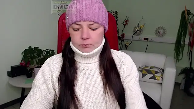 Snapshot of Lily_flower7 chatting on October 2025 04:57:02 AM Lily flower7 online show from October 2025 04:57:02 AM