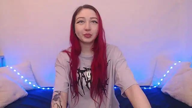 Snapshot of Emily_hardcore chatting on February 2025 11:15:02 PM Emily hardcore online show from February 2025 11:15:02 PM