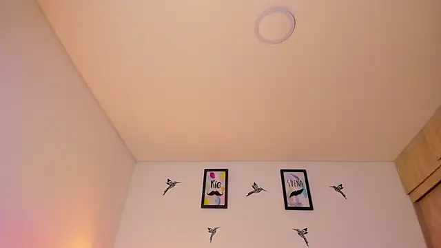 im sarah34 online show from December 2024 05:31:02 AM