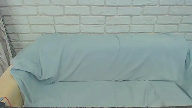 Snapshot of Crazyy_girl_ chatting on December 2024 01:24:02 PM Crazyy girl online show from December 2024 01:24:02 PM