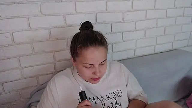 Snapshot of Crazyy_girl_ chatting on September 2025 01:46:02 PM Crazyy girl online show from September 2025 01:46:02 PM